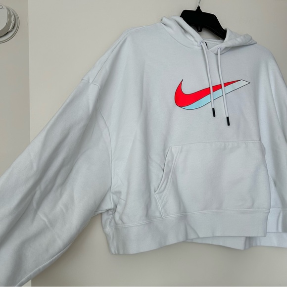 Women’s NIKE Cropped Hoodie Sweatshirt - Picture 10 of 11